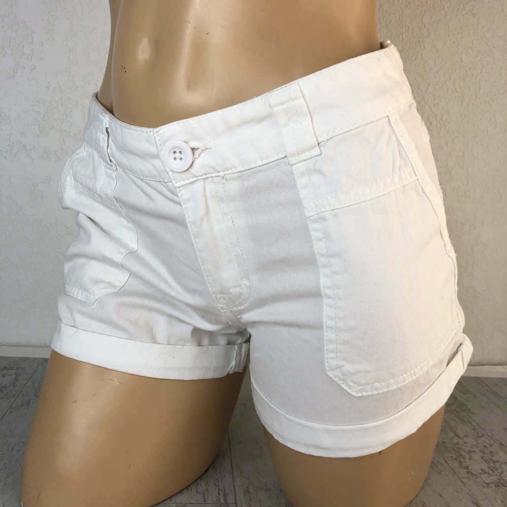 BP Women’s White Shorts Size 3
